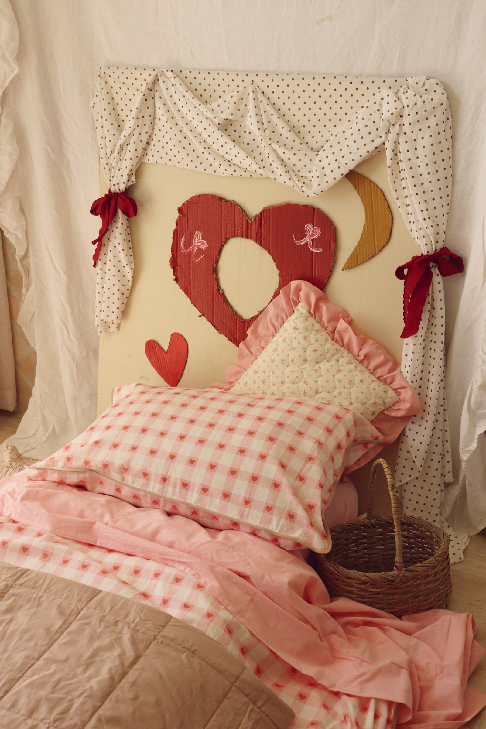 PRE ORDER Heirloom Hearts Reversible Quilt