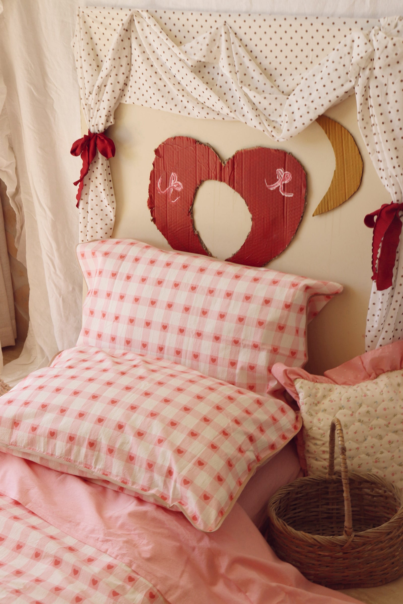 PRE ORDER Heriloom Heart Duvet Set