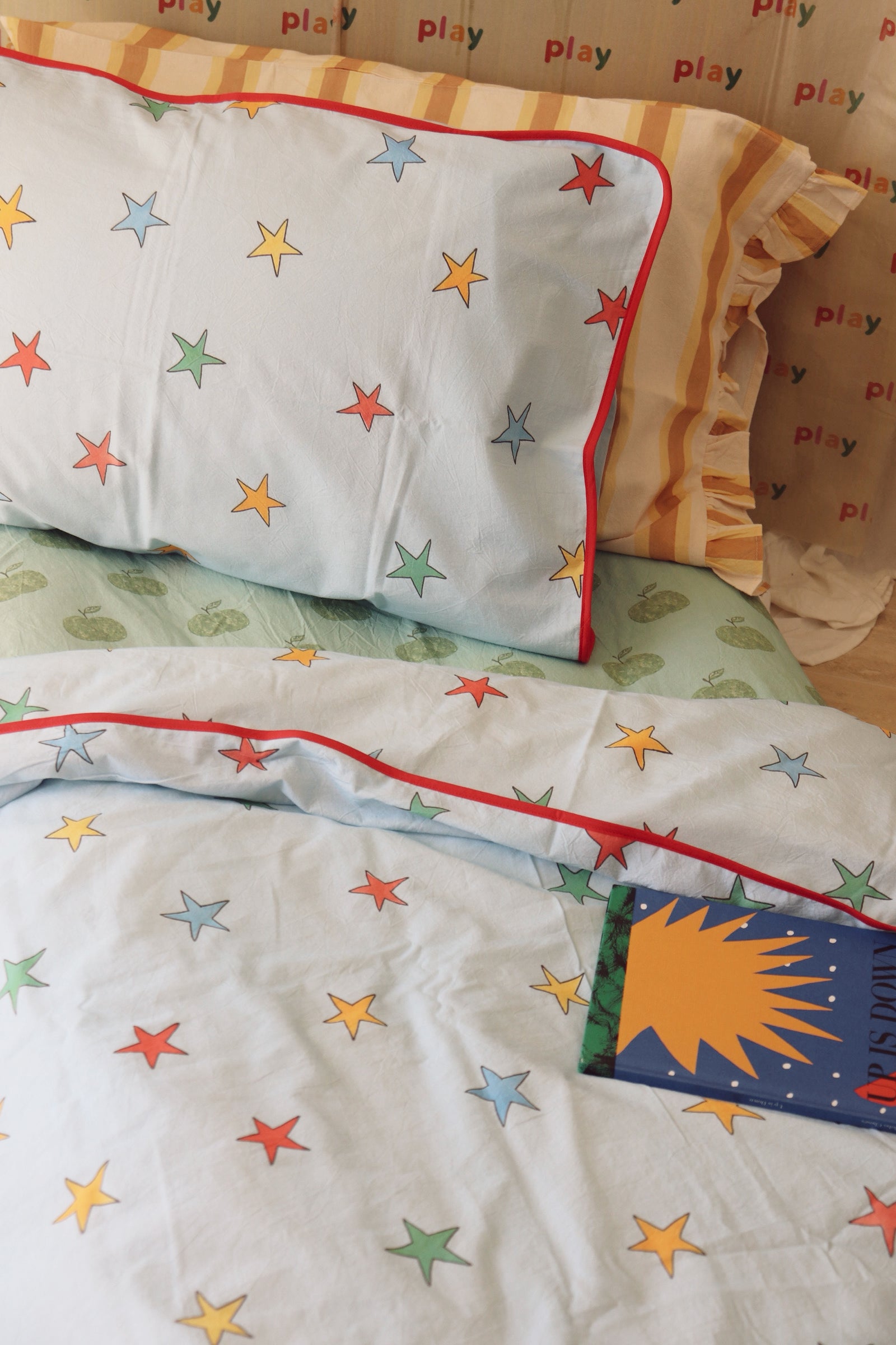 PRE ORDER Retro Star Duvet Set