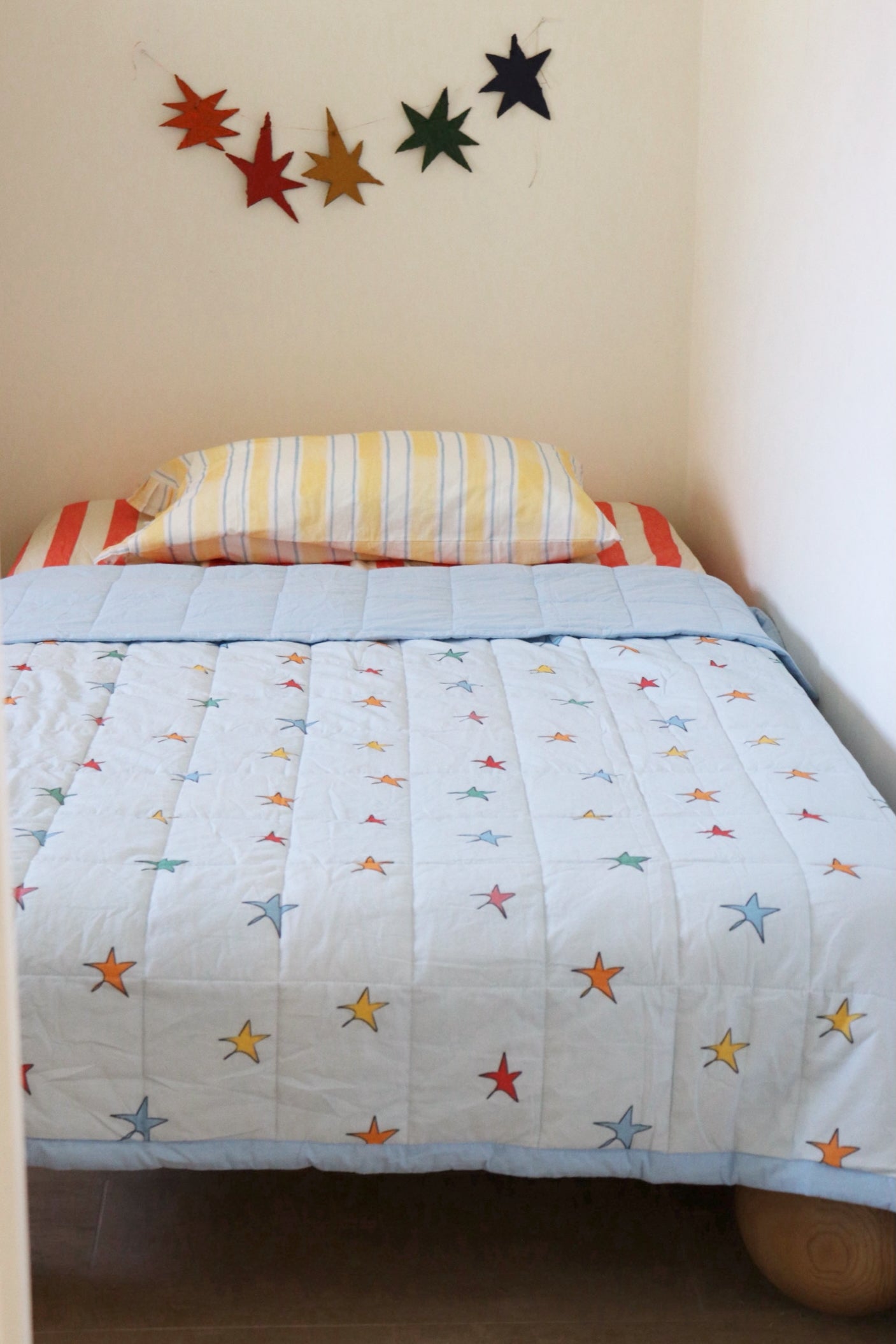 Retro Star Reversible Rainbow Quilt